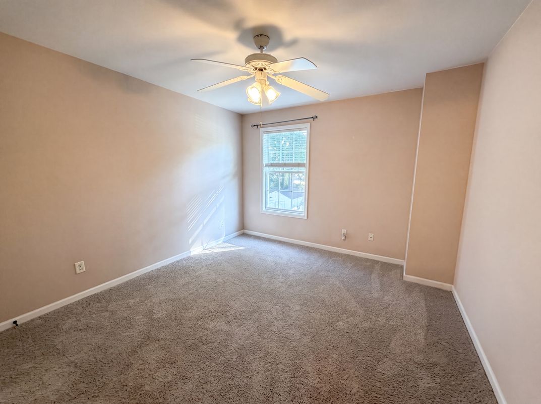 Photo 12 of 20 of 9325 Ayscough Rd, Summerville, SC