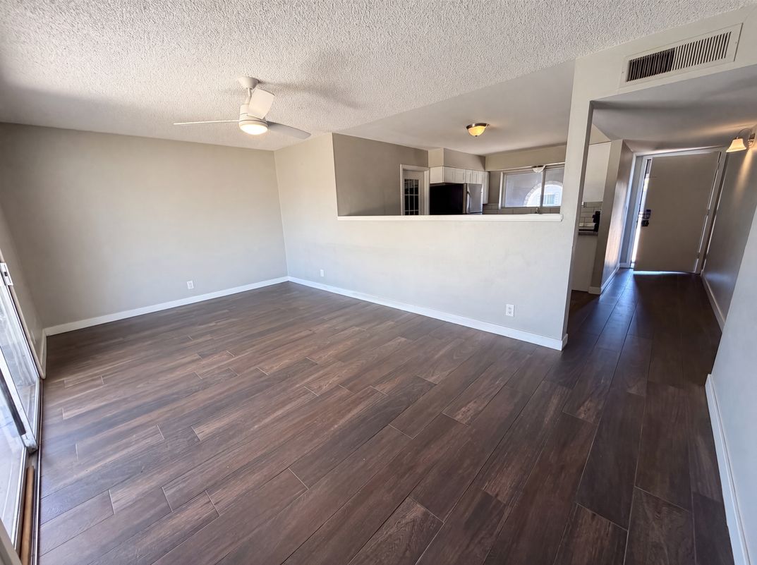 Photo 3 of 22 of 1430 E Flossmoor Ave, Mesa, AZ