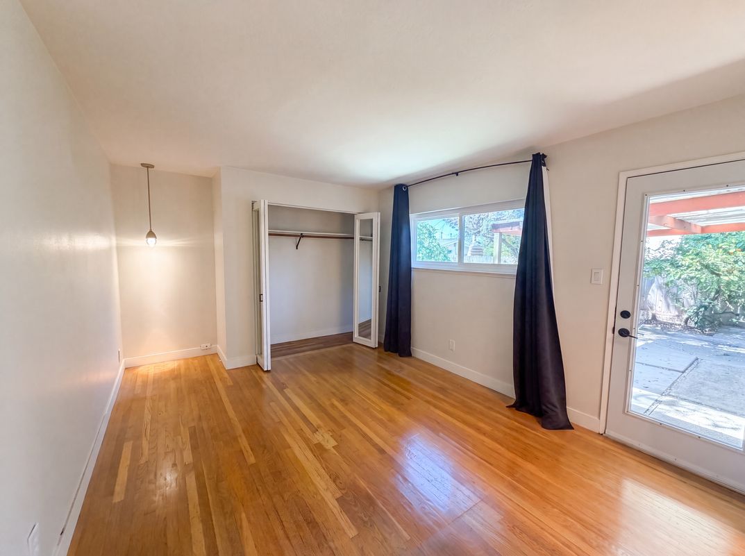 Photo 11 of 27 of 9630 Beachwood Dr, Orangevale, CA