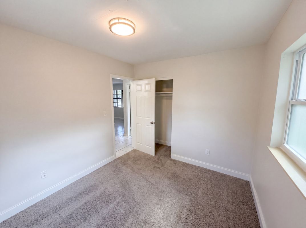 Photo 14 of 23 of 459 Notre Dame Dr, Altamonte Springs, FL