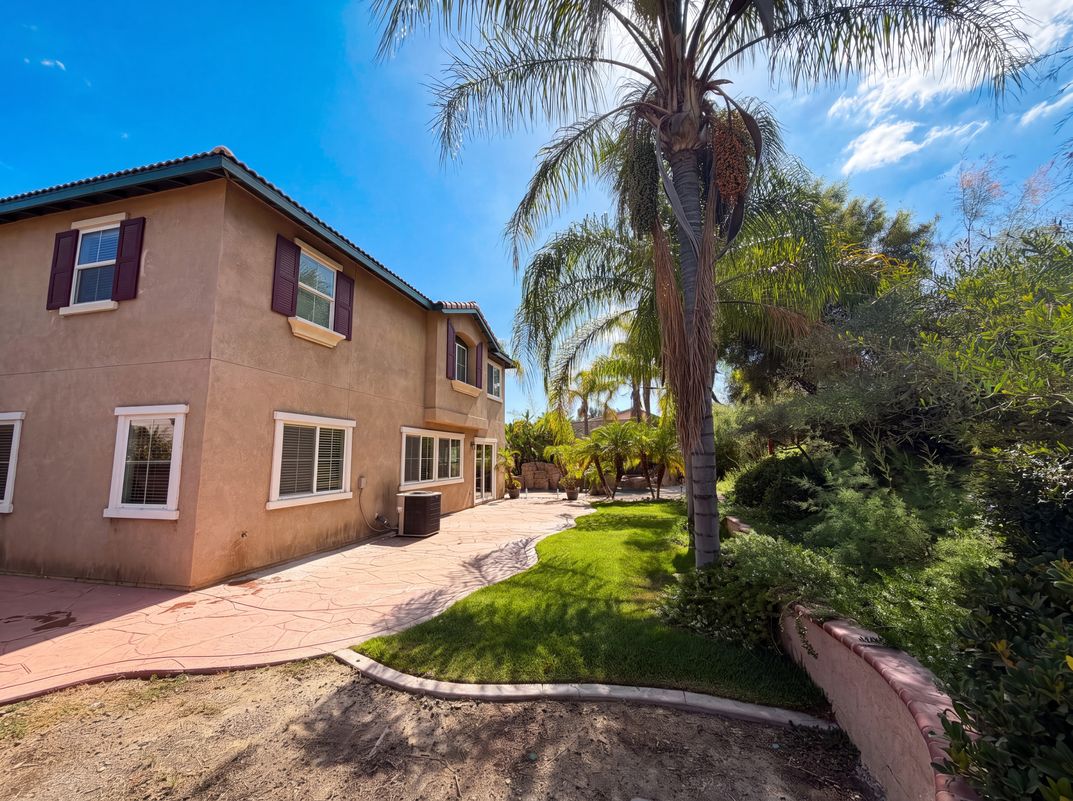 Photo 5 of 28 of 53014 Climber Ct, Lake Elsinore, CA
