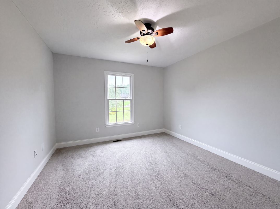 Photo 9 of 21 of 106 Millbranch Ln, Statesville, NC