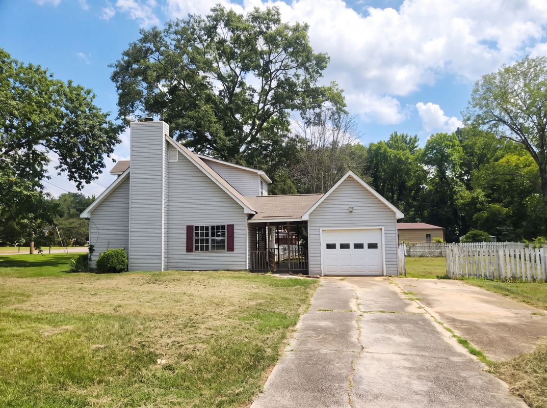 Photo 54 of 58 of 4334 Morningside Dr, Helena, AL