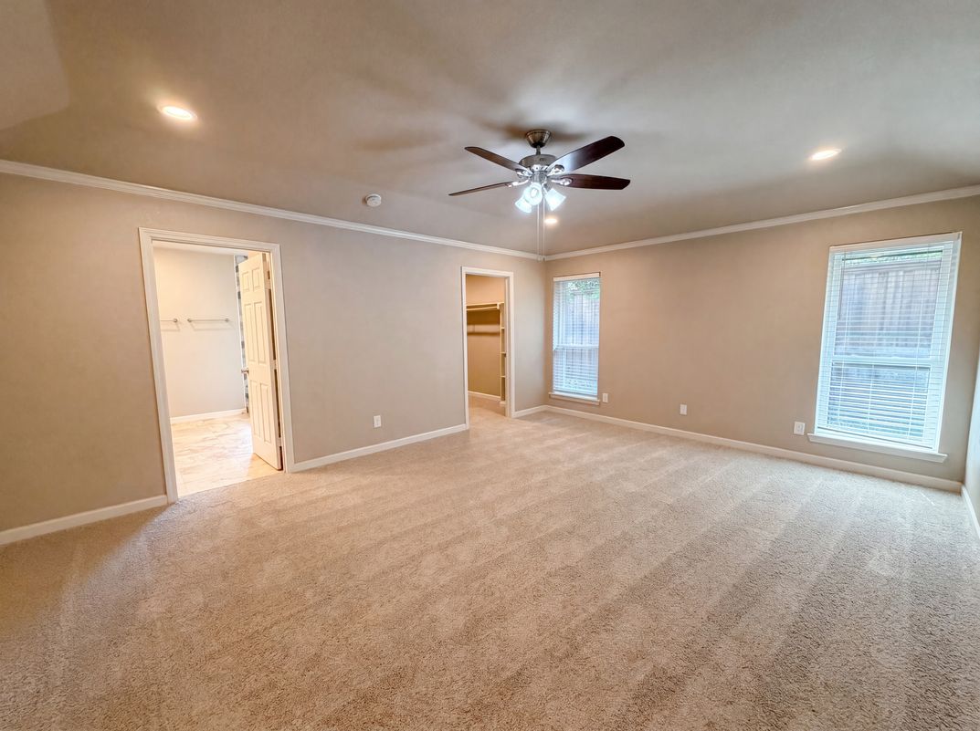 Photo 4 of 19 of 1533 Parkside Trl, Lewisville, TX