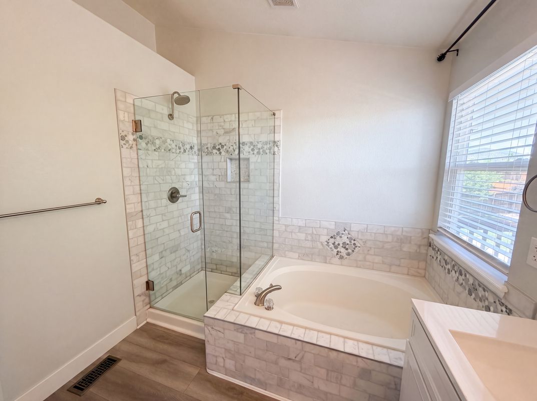 Photo 11 of 23 of 9379 W Ute Dr, Littleton, CO