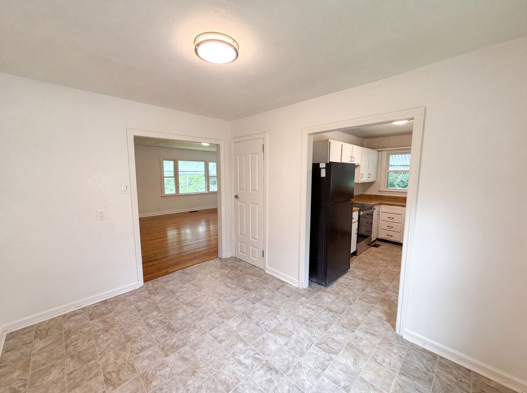Photo 6 of 29 of 119 Old State Cir, Powell, TN
