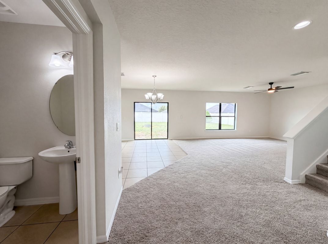 Photo 6 of 29 of 14207 Alistar Manor Dr, Wimauma, FL