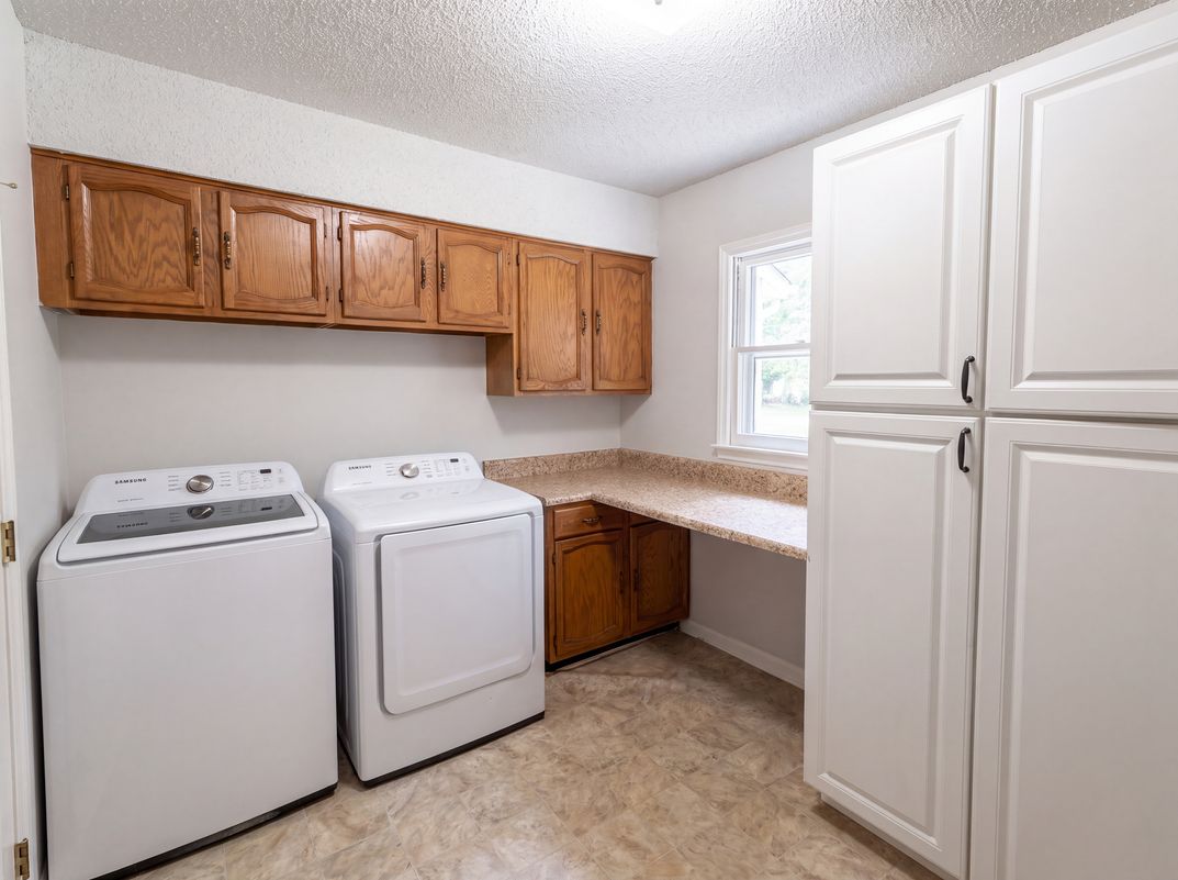 Photo 13 of 22 of 3029 Southampton Cir, Gastonia, NC