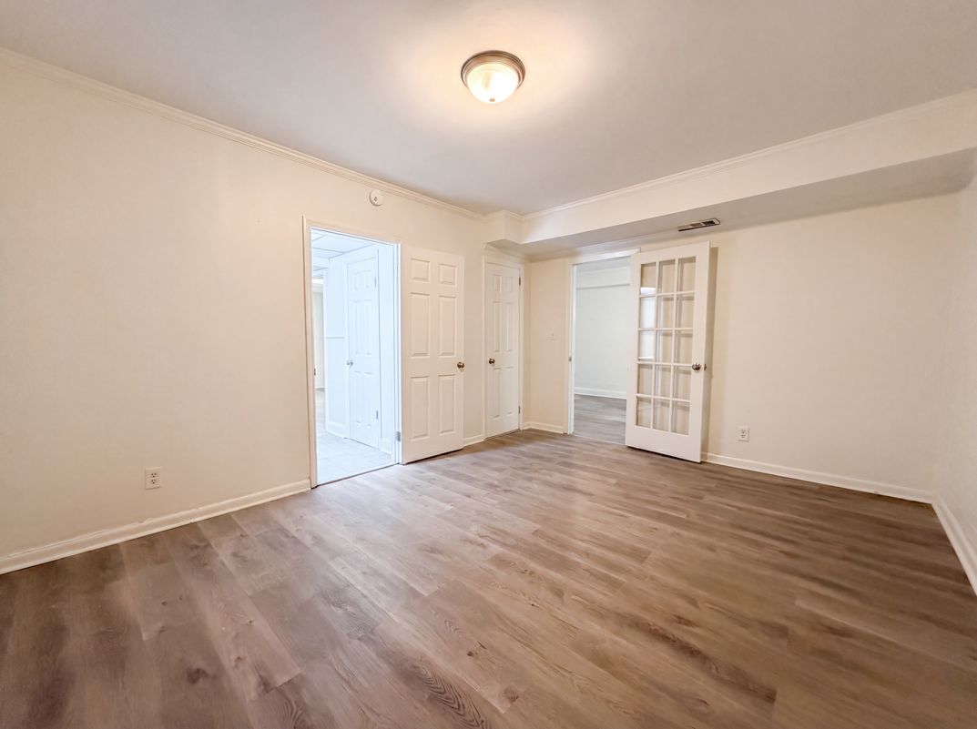 Photo 13 of 25 of 1909 Wisterwood Dr, Hoover, AL