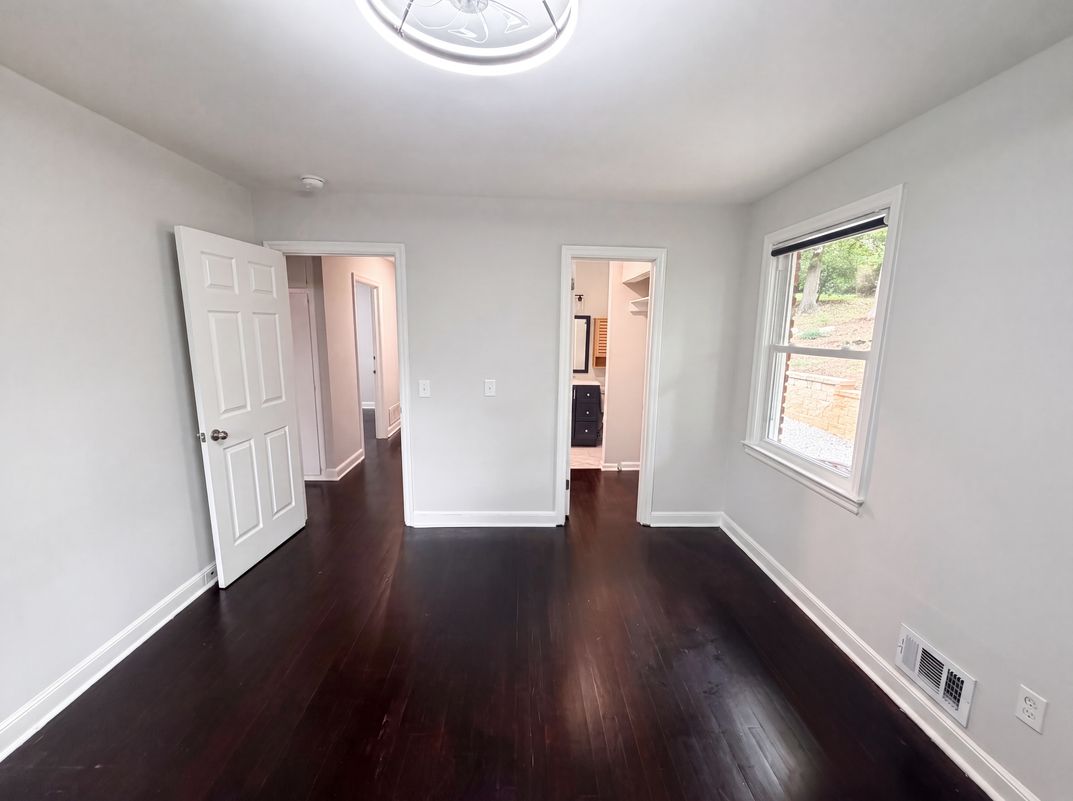 Photo 19 of 29 of 1710 Fairhaven Dr, Columbia, SC