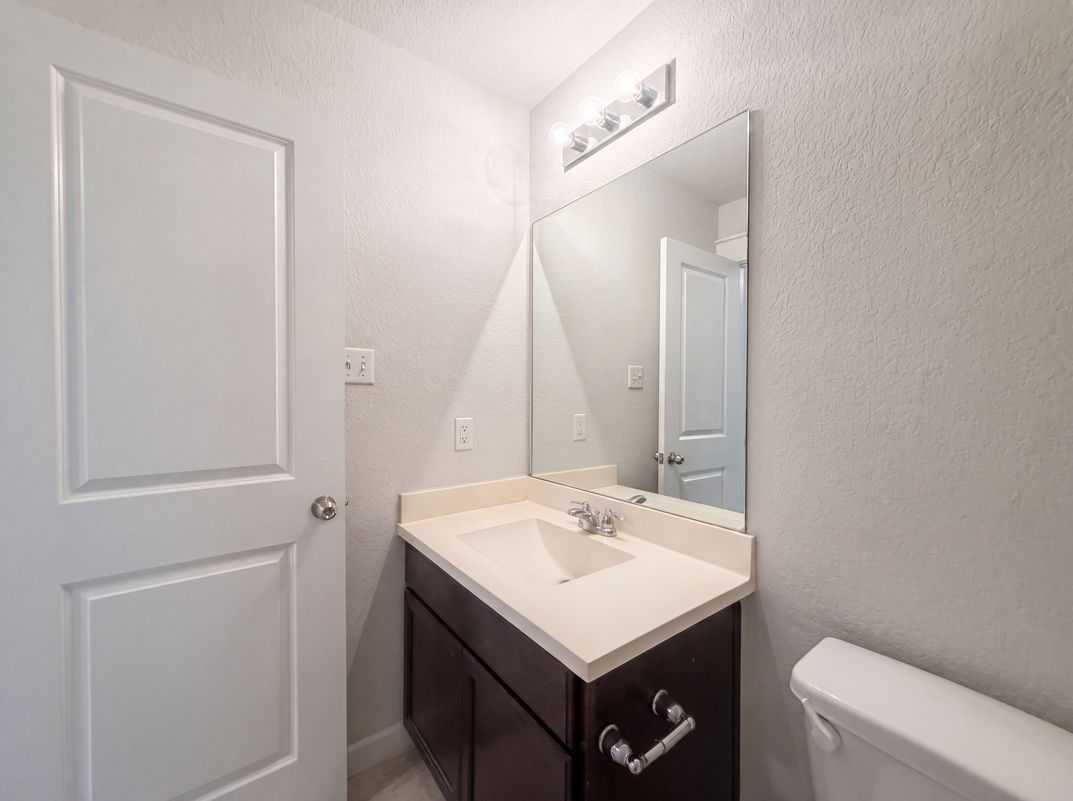 Photo 17 of 21 of 5909 Urbano Bnd, Round Rock, TX