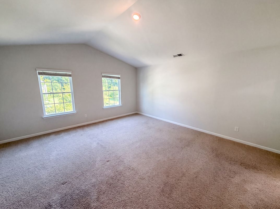 Photo 16 of 26 of 2014 Tarzi Ln, Charlotte, NC