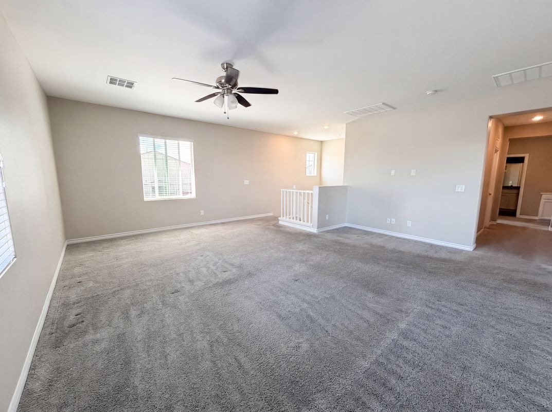Photo 21 of 56 of 1418 Dire Wolf Ave, North Las Vegas, NV