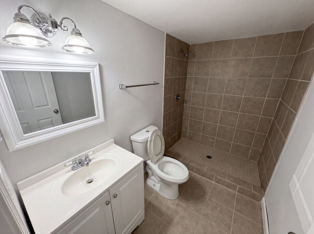 Photo 16 of 26 of 2336 Nesbitt Dr NE, Brookhaven, GA