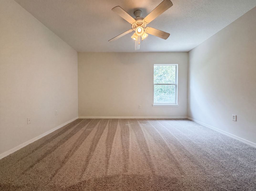 Photo 17 of 32 of 8331 Golden Bamboo Dr, Jacksonville, FL