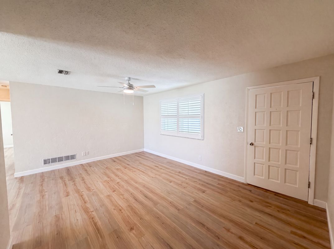 Photo 7 of 21 of 624 Sherman Rd, South Daytona, FL