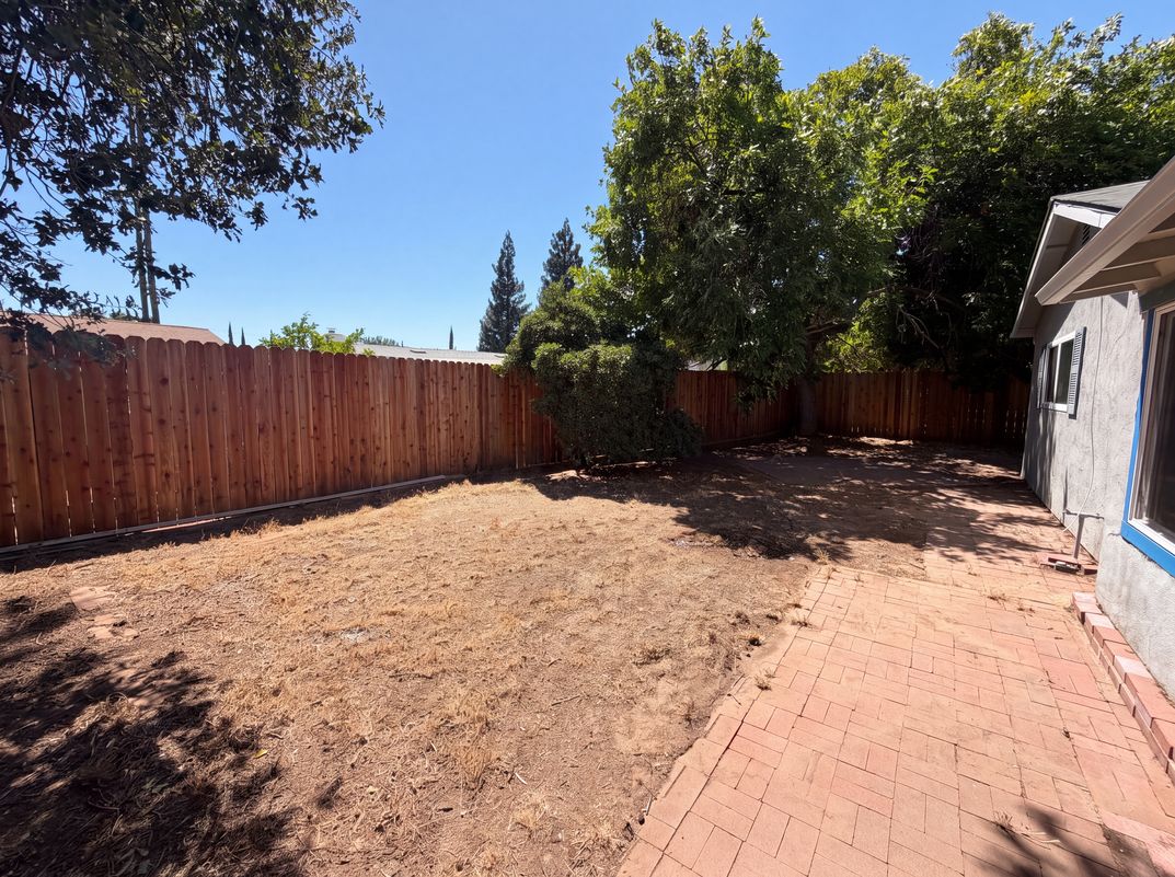 Photo 5 of 27 of 6620 Twining Way, Citrus Heights, CA