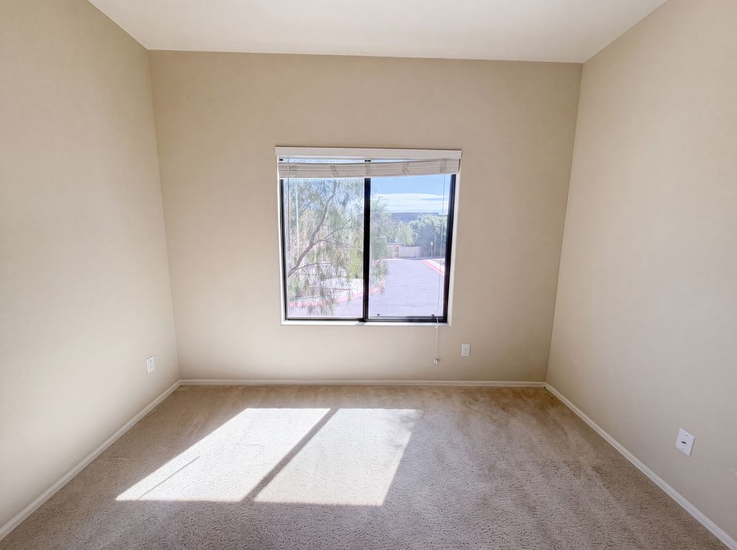 Photo 12 of 22 of 21655 N 36th Ave, Glendale, AZ