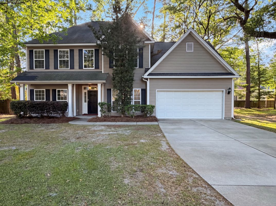Property photo 1 of 8692 Hickory Creek Ct