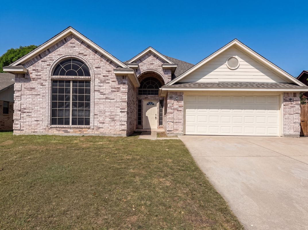Property photo 1 of 4617 Deal Dr