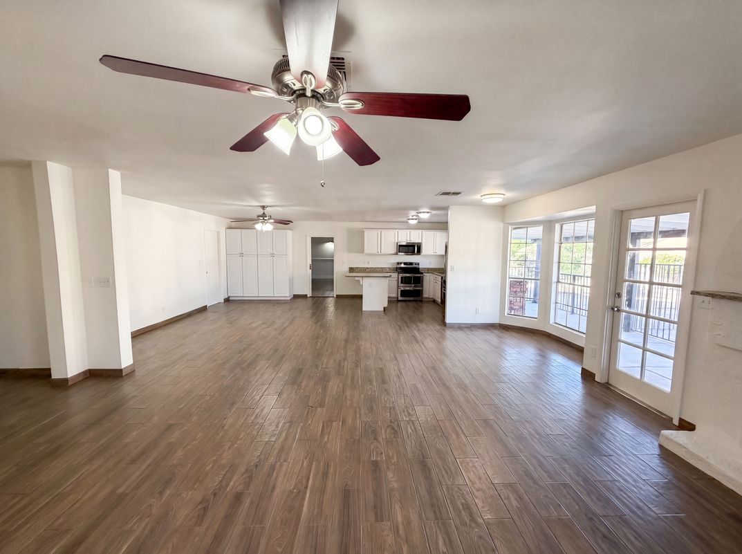 Photo 7 of 30 of 7120 W Leith Ln, Peoria, AZ