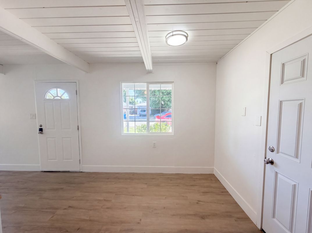 Photo 11 of 22 of 1482 Knights Row, Yuba City, CA