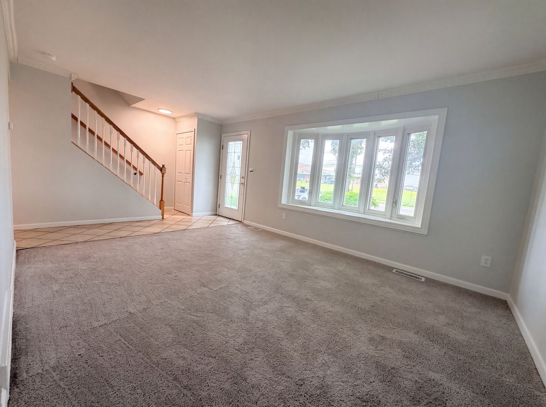 Photo 9 of 19 of 14729 Moran Rd, Allen Park, MI