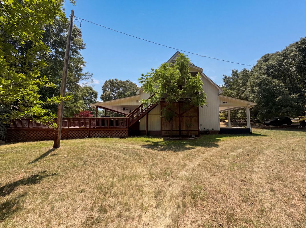 Photo 5 of 18 of 916 Quail Ave, Wake Forest, NC