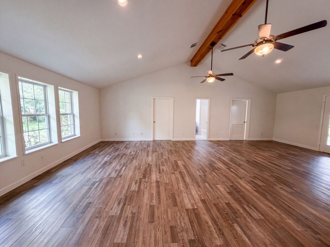 Photo 6 of 16 of 205 Private Road 6980, Alba, TX