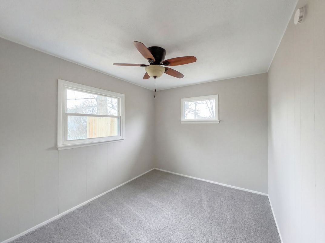 Photo 17 of 20 of 210 Littlebrook Dr, Fairfield, OH