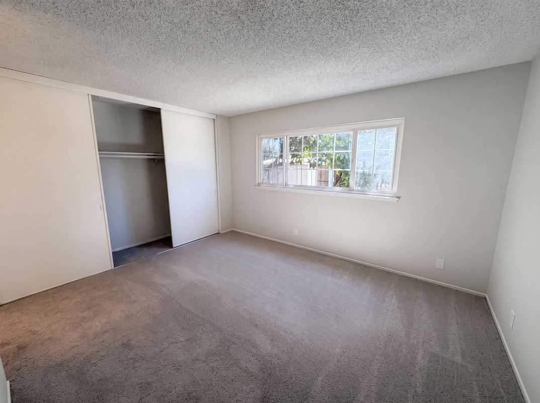 Photo 15 of 26 of 648 Brentwood Ave, Upland, CA