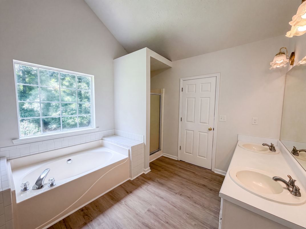 Photo 11 of 29 of 2684 High Point Ct, Loganville, GA
