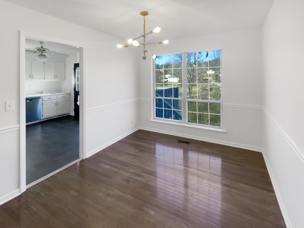 Photo 13 of 23 of 7511 Irongate Dr, Hixson, TN