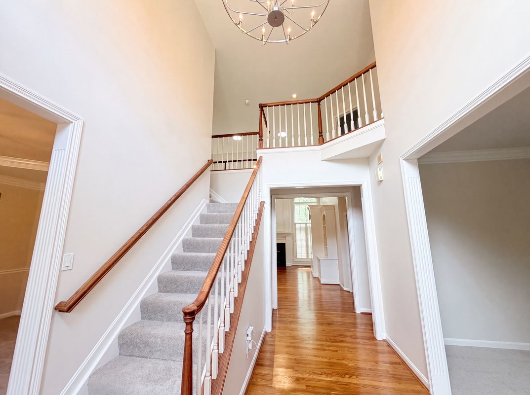 Photo 11 of 45 of 6667 Miami Woods Dr, Loveland, OH