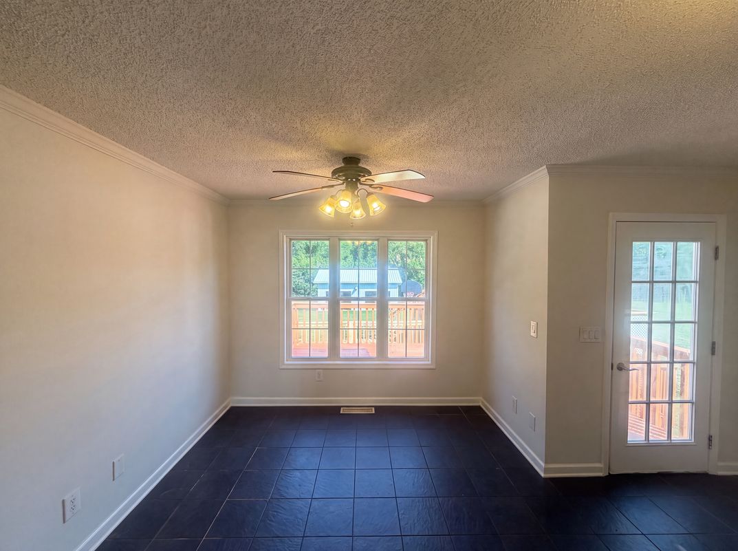 Photo 10 of 26 of 109 Briarcreek Dr, Winston Salem, NC