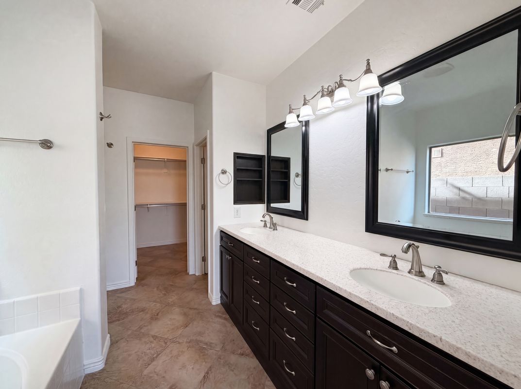 Photo 11 of 33 of 18689 N Miller Way, Maricopa, AZ