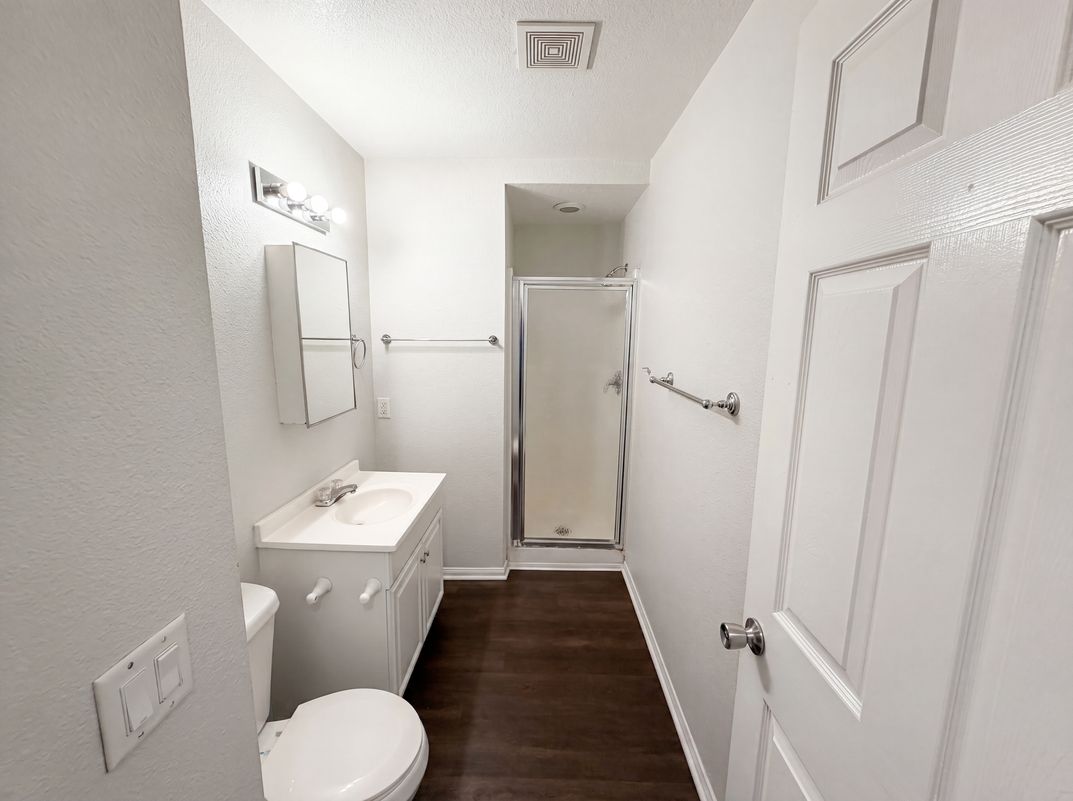 Photo 16 of 20 of 215 Laurel Ln, Hemet, CA