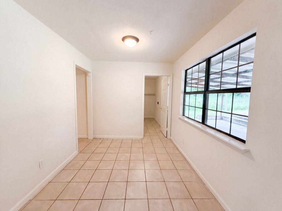 Photo 12 of 16 of 912 Hackberry St, Copperas Cove, TX