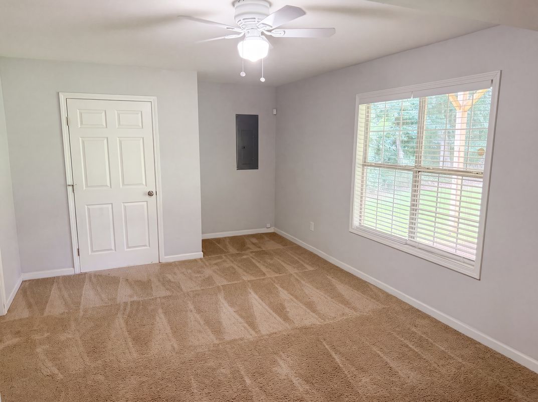 Photo 10 of 23 of 59 Paradise Cir, Douglasville, GA