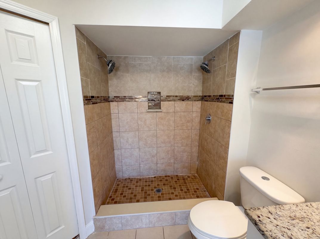 Photo 24 of 33 of 1729 Elmstead Ct, Orlando, FL