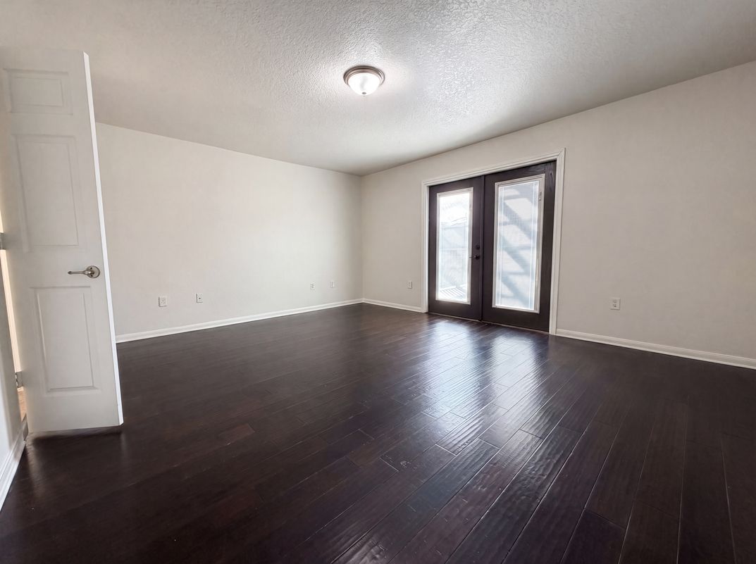 Photo 7 of 22 of 5923 Cielo Rnch, San Antonio, TX