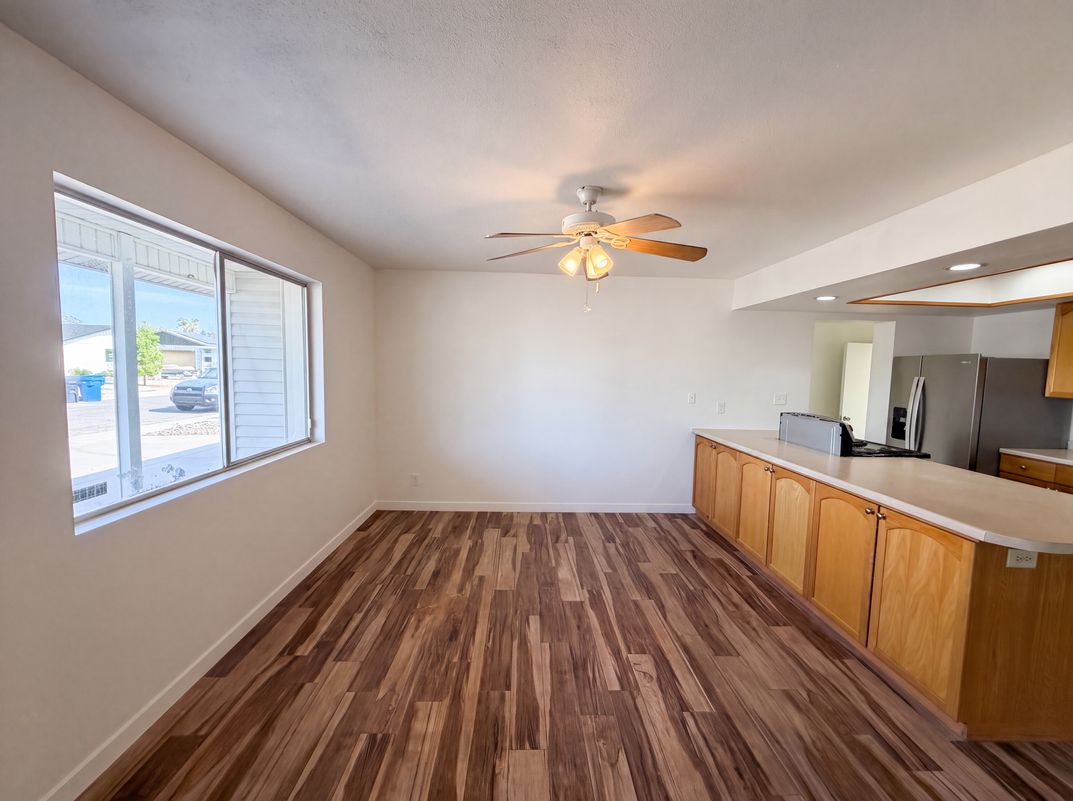 Photo 6 of 28 of 10215 N 36th Ave, Phoenix, AZ