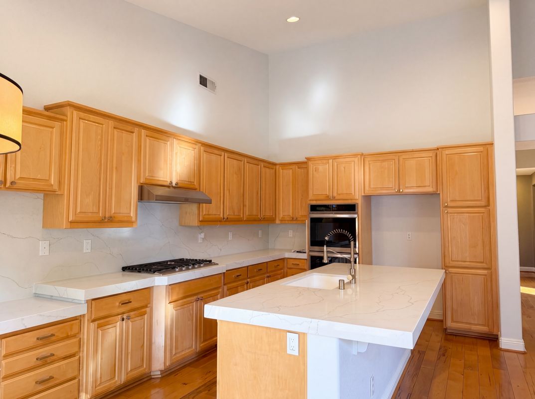 Photo 2 of 51 of 1401 Grey Owl Cir, Roseville, CA