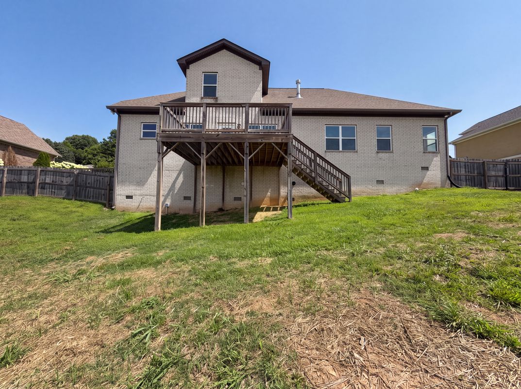 Photo 5 of 30 of 1707 Aster Dr, Columbia, TN