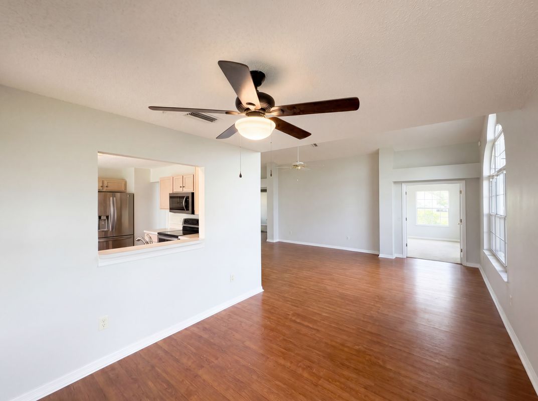 Photo 7 of 20 of 1407 Figueroa St, The Villages, FL
