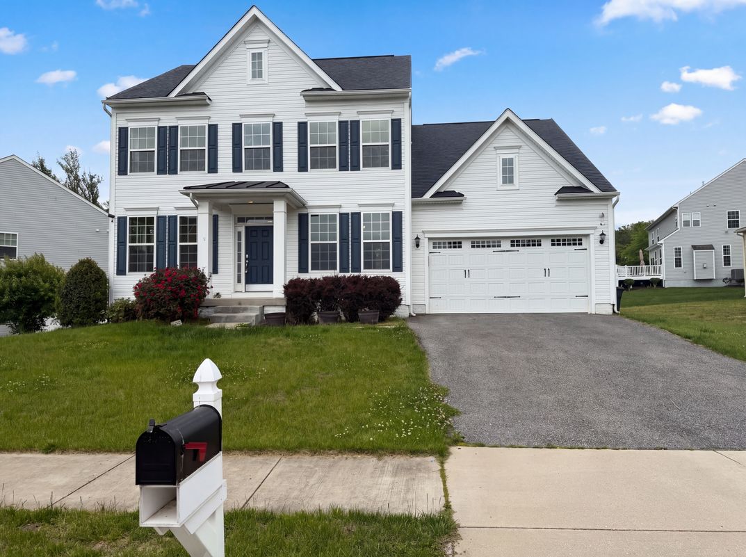 Property photo 1 of 6906 Captain Edward Toppins Ct