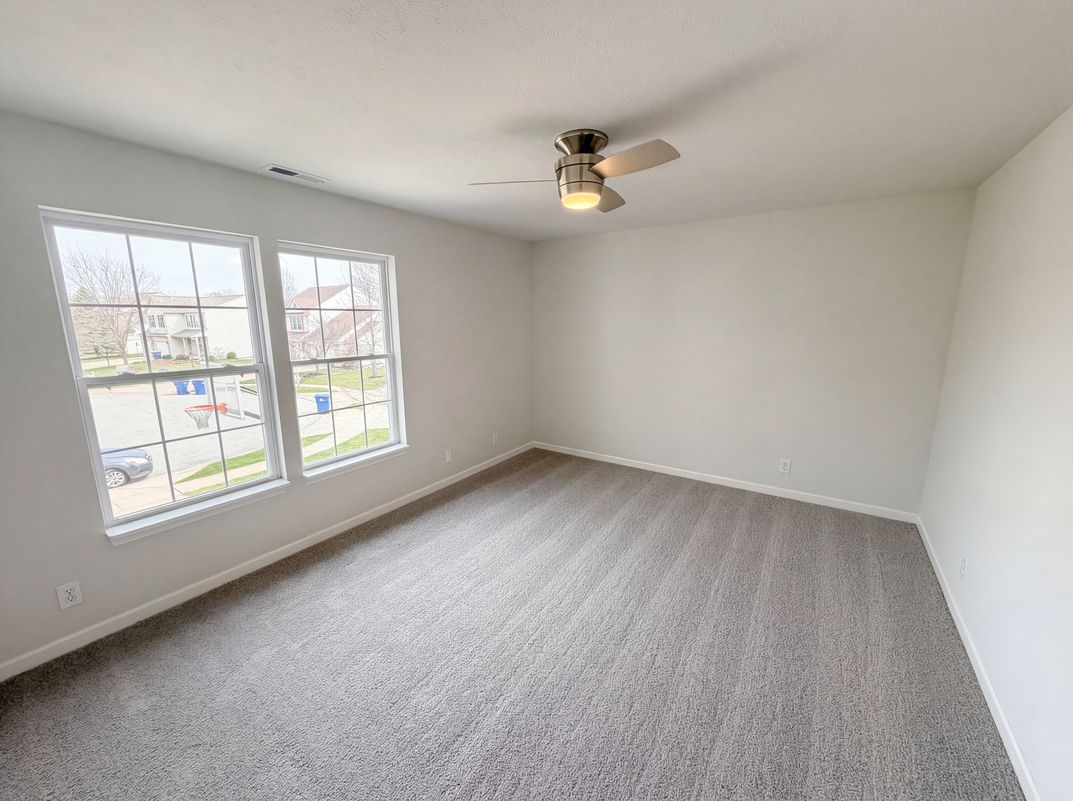 Photo 18 of 31 of 7910 Arvada Pl, Indianapolis, IN
