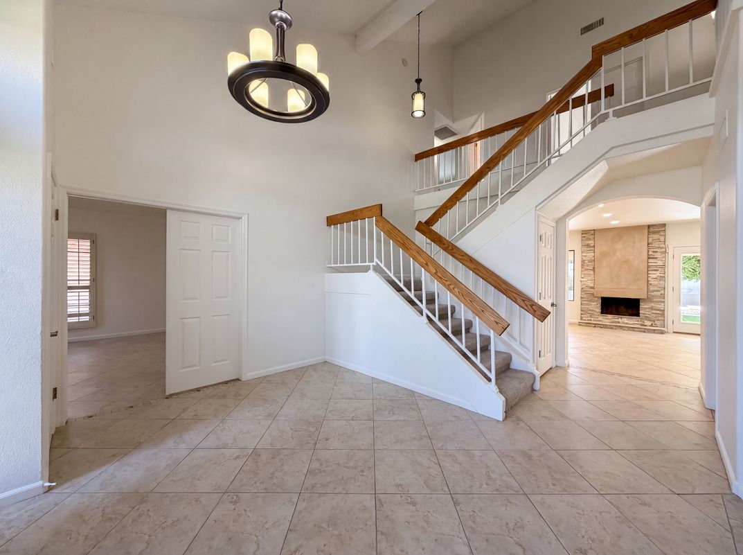 Photo 8 of 38 of 13816 N 50th St, Scottsdale, AZ