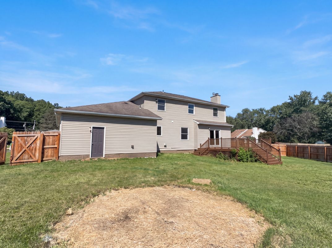 Photo 5 of 28 of 1100 Prescot Ave NW, Massillon, OH