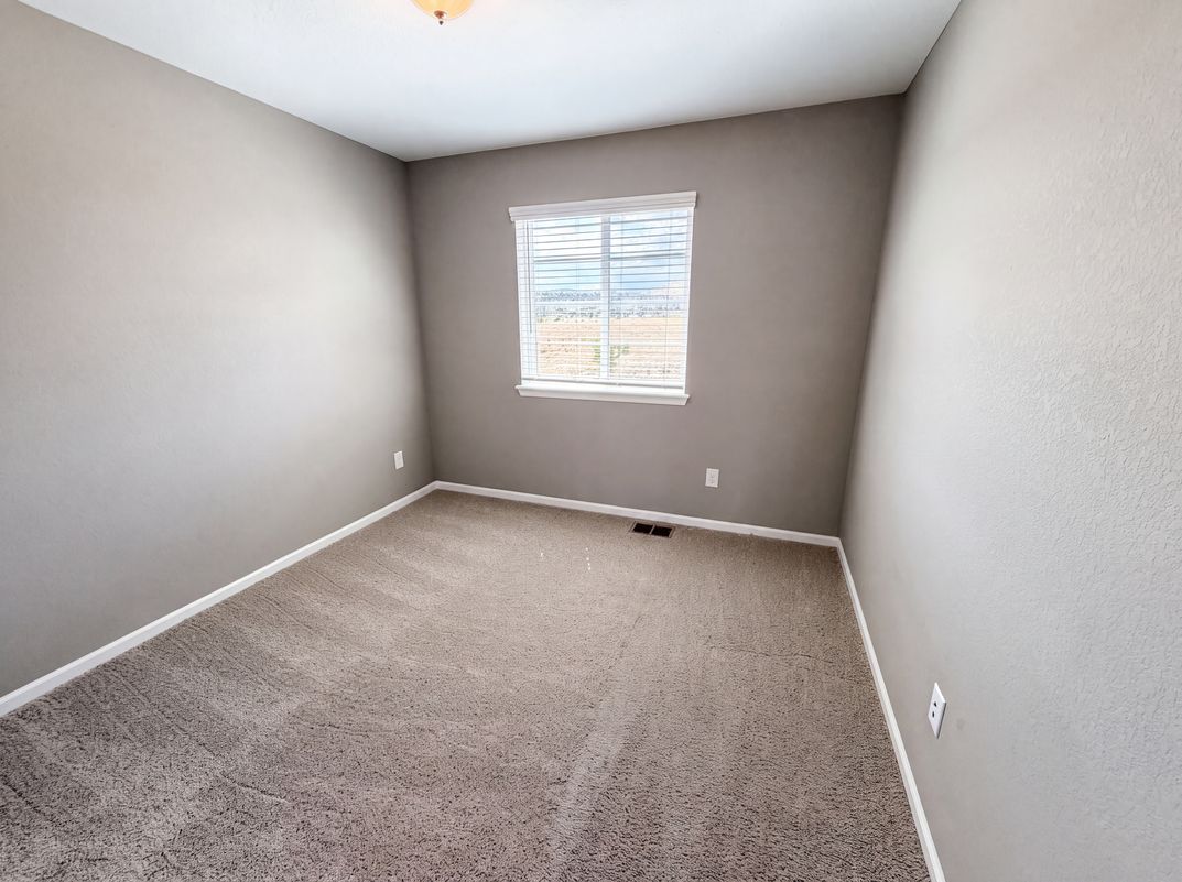 Photo 20 of 39 of 2450 Garganey Dr, Castle Rock, CO